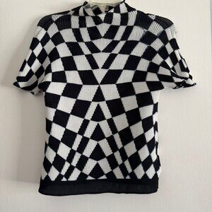 Kate Hewko black and white checkered stretch shirt